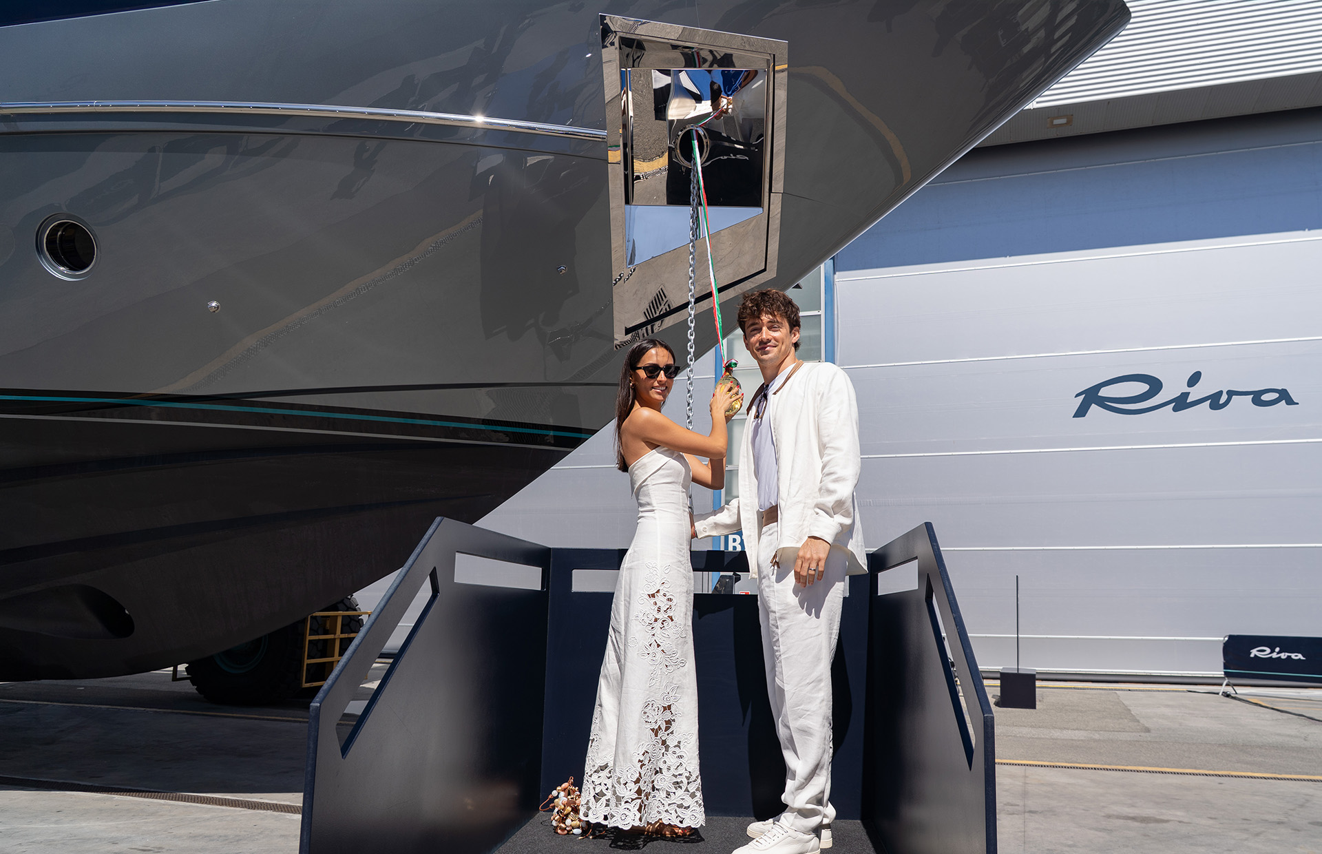 Charles Leclerc estrena un nuevo yate de 102 pies que refleja su estilo  fuera de la Fórmula 1